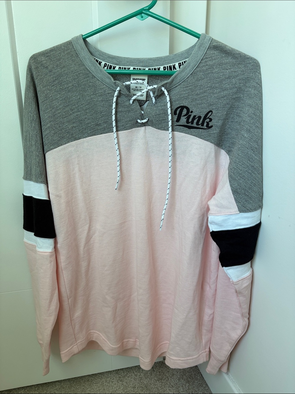NEW Victoria's Secret PINK Gray Pullover with Dog Motif
